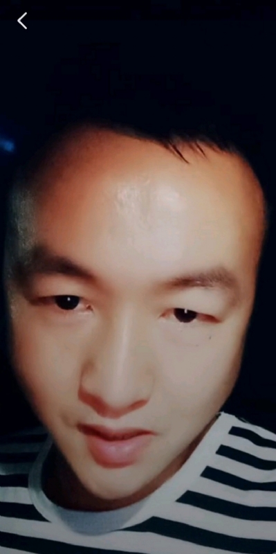 张张的第一张照片--湖北闪婚服务中心