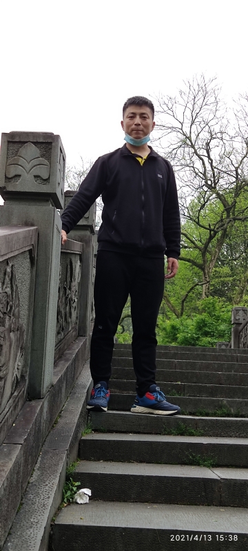 翁的第一张照片--湖北闪婚服务中心