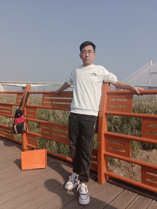 黑白的第一张照片--湖北闪婚服务中心